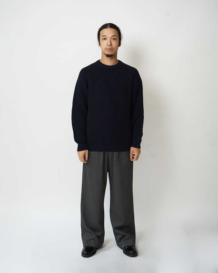 SIGNATURE CREW NECK / NAVY | BATONER (MEN)(バトナー) | KNIT