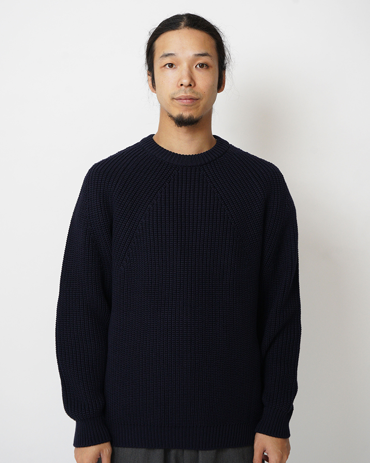 SIGNATURE CREW NECK / NAVY | BATONER (MEN)(バトナー) | KNIT