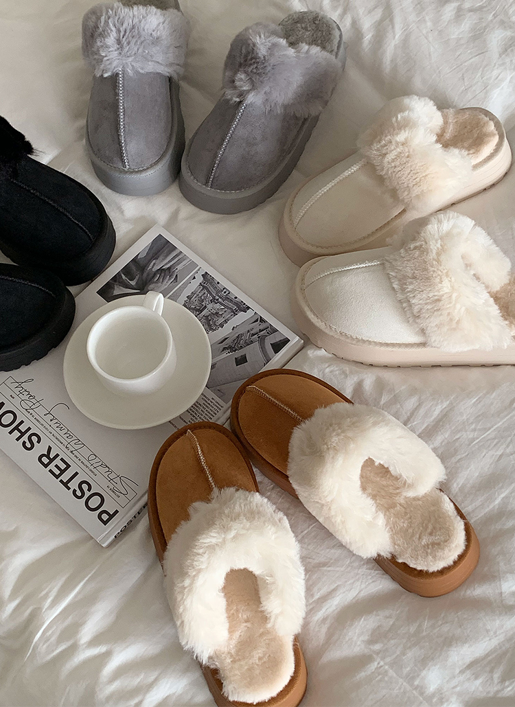 美品TOD'S ベージュ ファーサンダルムートン TOD'S ファーサンダル 美