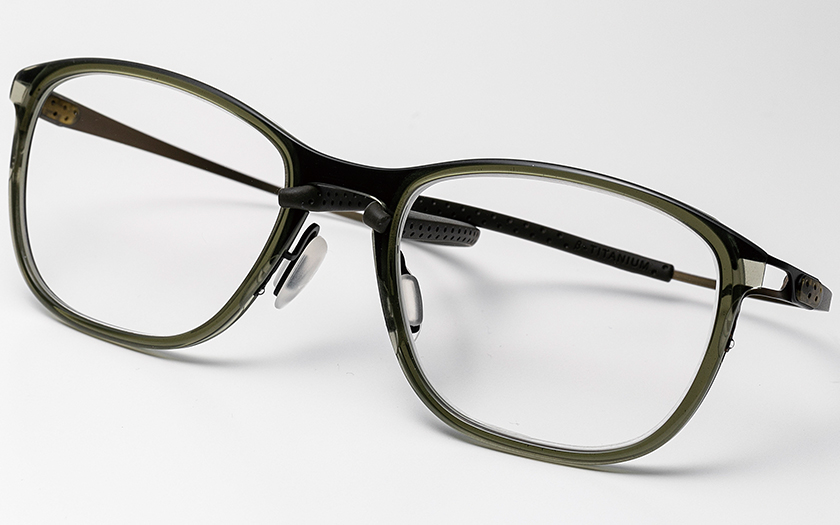 鯖江の技術力が生んだヒンジレスフレーム眼鏡の実力「スペックエスパス