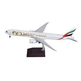 UAE 50th Jubilee B777 1:200 scale model aircraft | Emirates