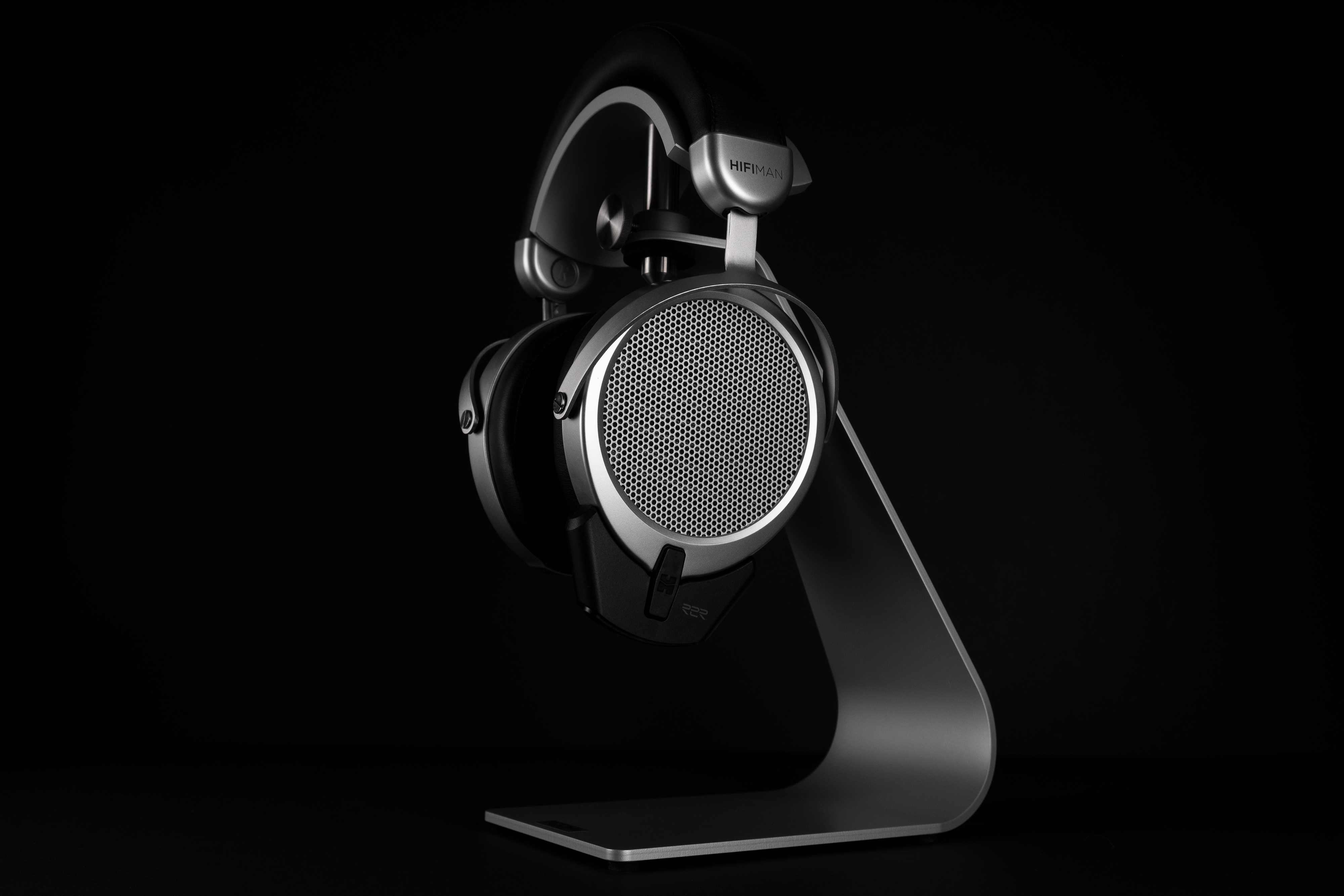 Hifiman Deva Pro • Ear Fidelity