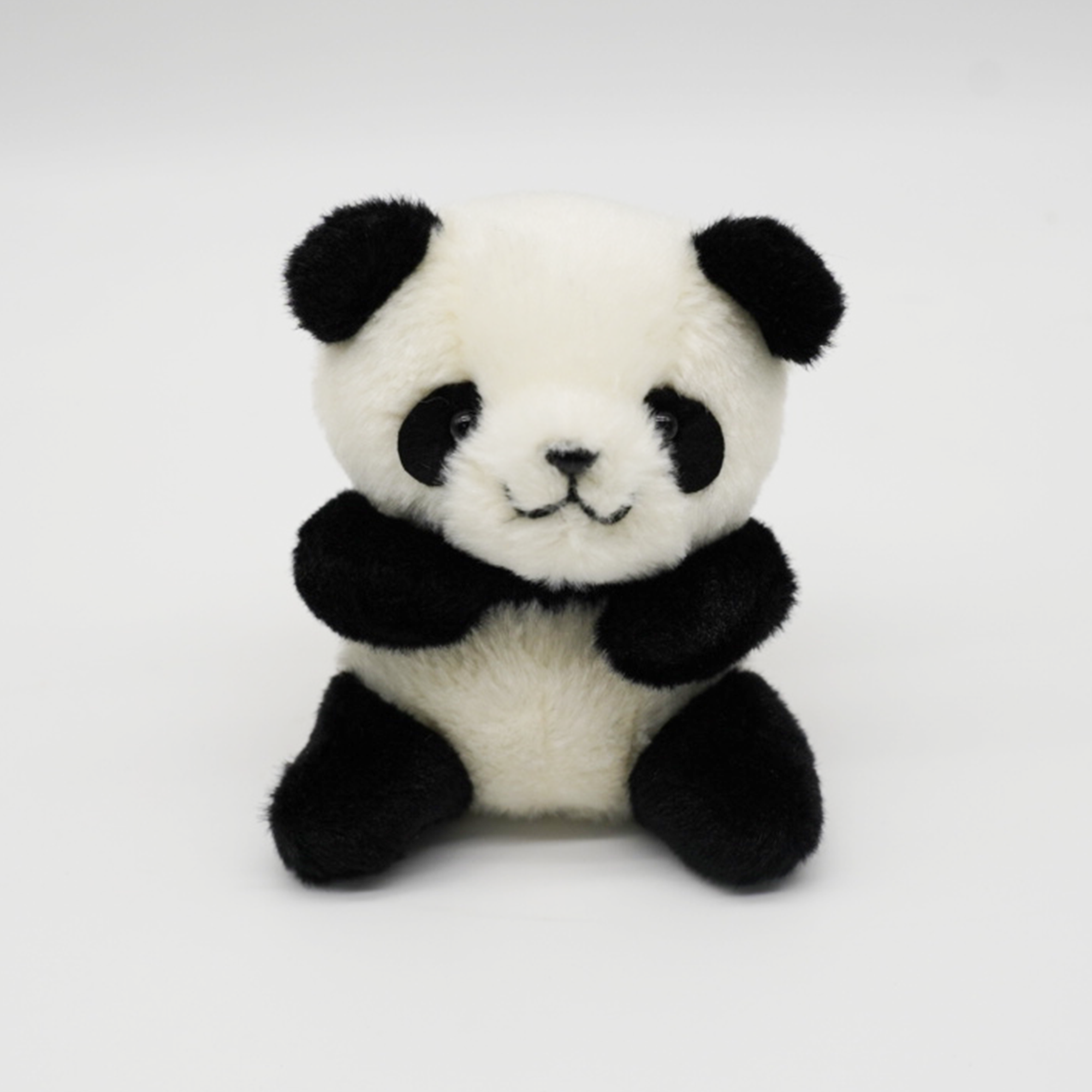 アドベンチャーワールド公式プチパンダ 座り: ぬいぐるみオンライン