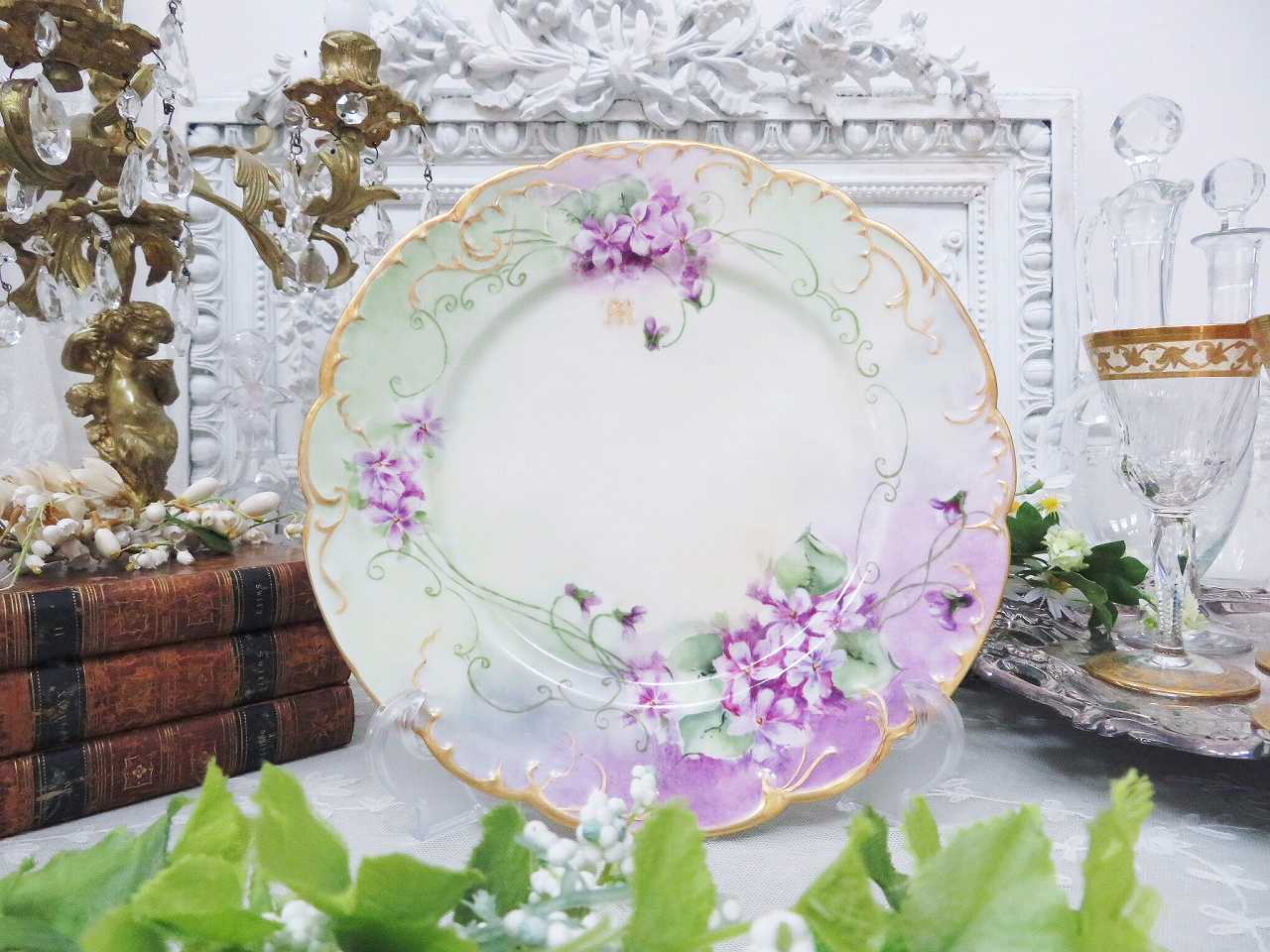 リモージュ アビランド 金彩スミレ紋キャビネットプレート - 薔薇と