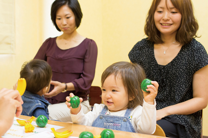リトルバイリンガルコース | 幼児教室は0歳からのEQWEL（イクウェル