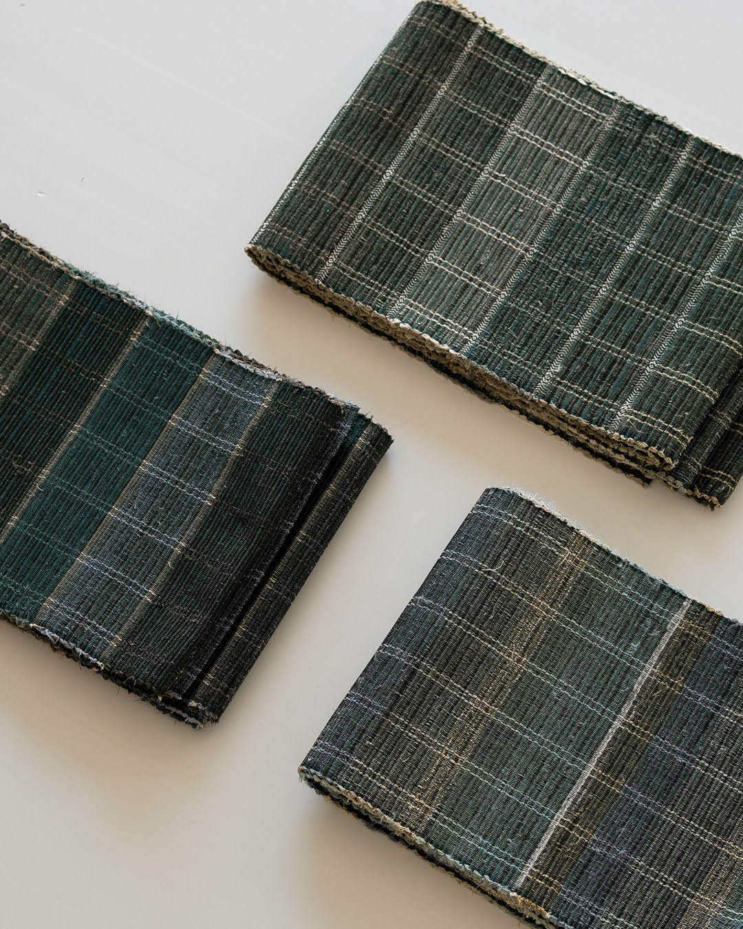 今、大人こそ『半幅帯』を選ぶ──小林純子さんの裂織布が変える帯