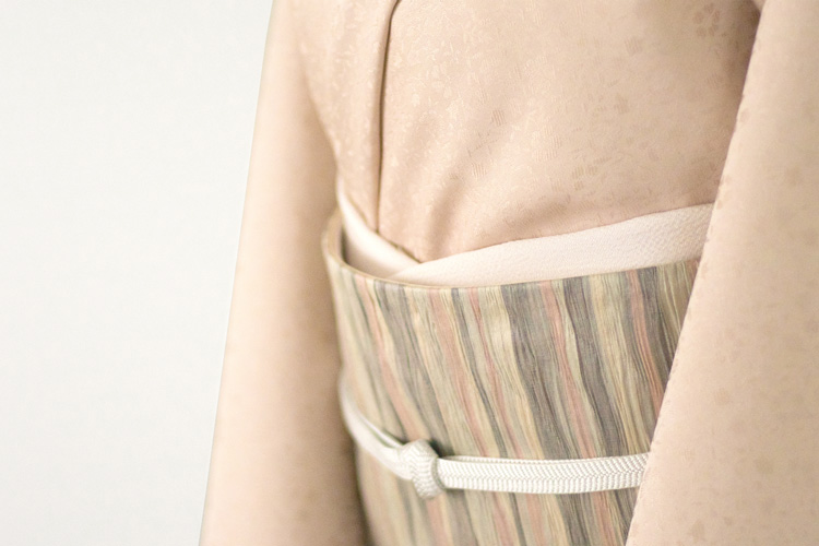 時を超えた「今」な色。小森久さんの本草木染帯は注目のヴィンテージ