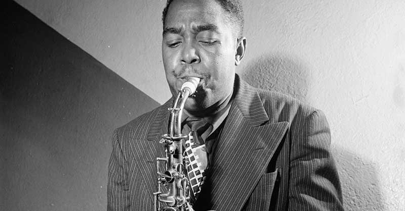 チャーリー・パーカーの切り拓いた「即興芸術としてのジャズ」を体感