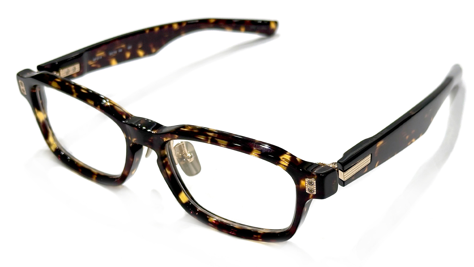 999.9 ネオプラスチックライン初の