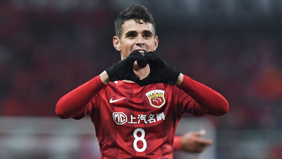 オスカルは、日本食がお気に入りピッチ外でのびのび過ごす