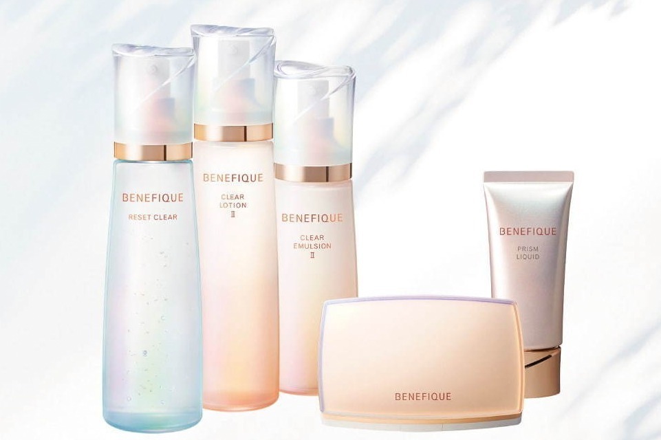 ベネフィークの新スキンケア・ベースメイクシリーズ、クリアな美しさへ