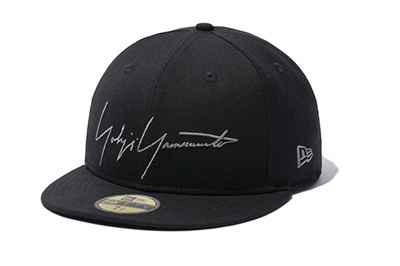 ヨウジヤマモト×ニューエラのコラボキャップやバックパック - 黒と