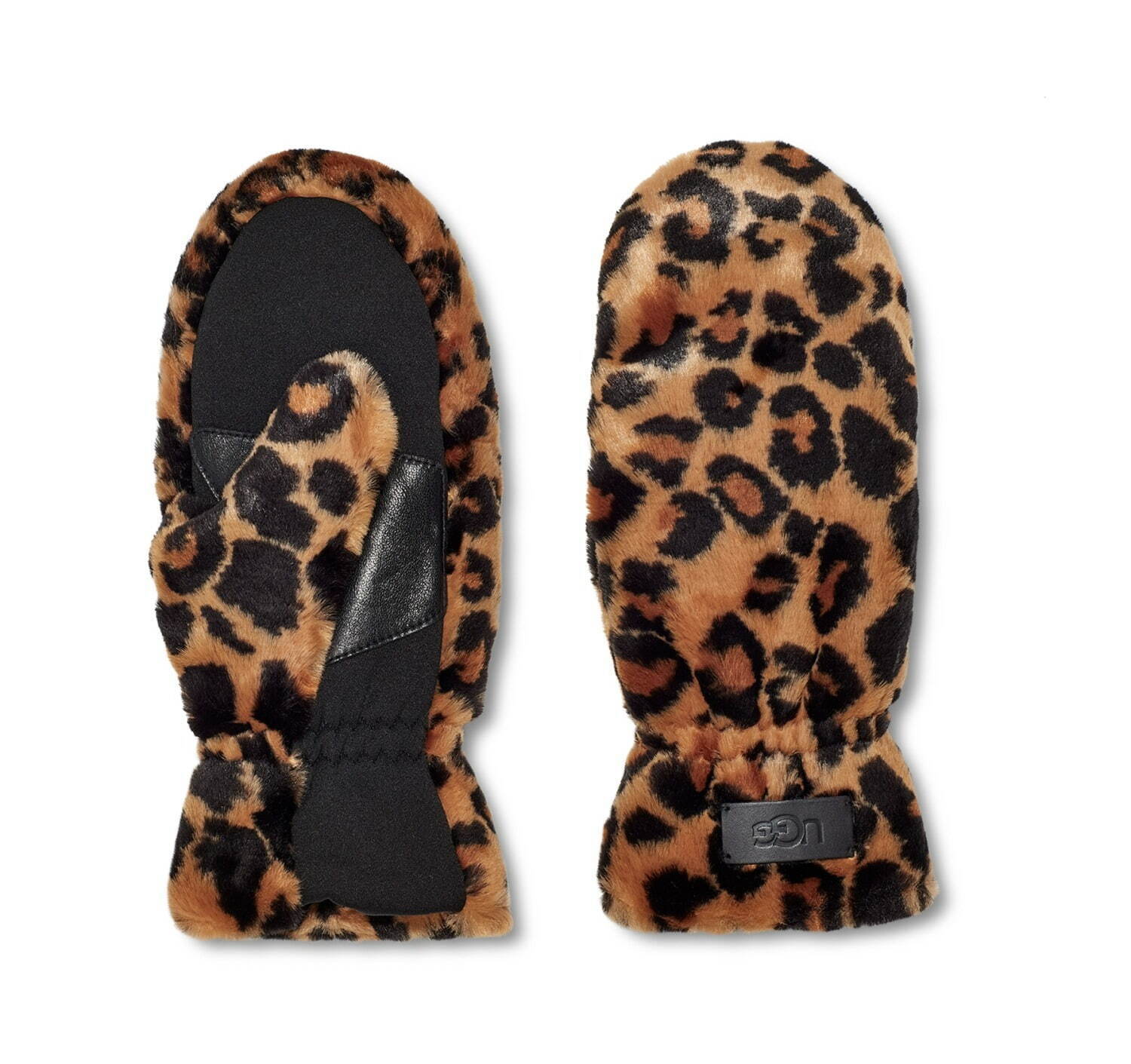 UGGの新作“レオパード”「クラシック ブーツ」やファージャケット、大阪