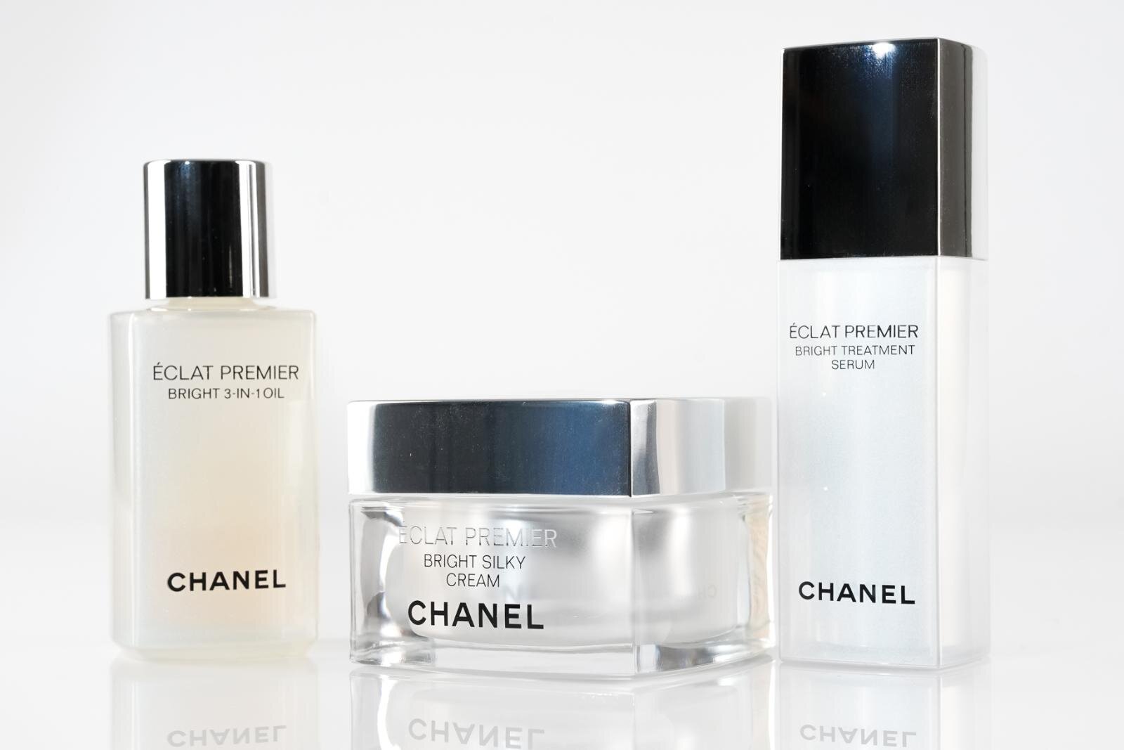 クレ・ド・ポー ボーテの美容液「ル・セラム」24年新春限定でサイズ