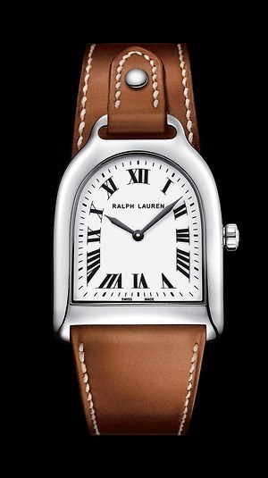 ラルフ ローレン“乗馬”着想の腕時計「スティラップ」馬具を象った