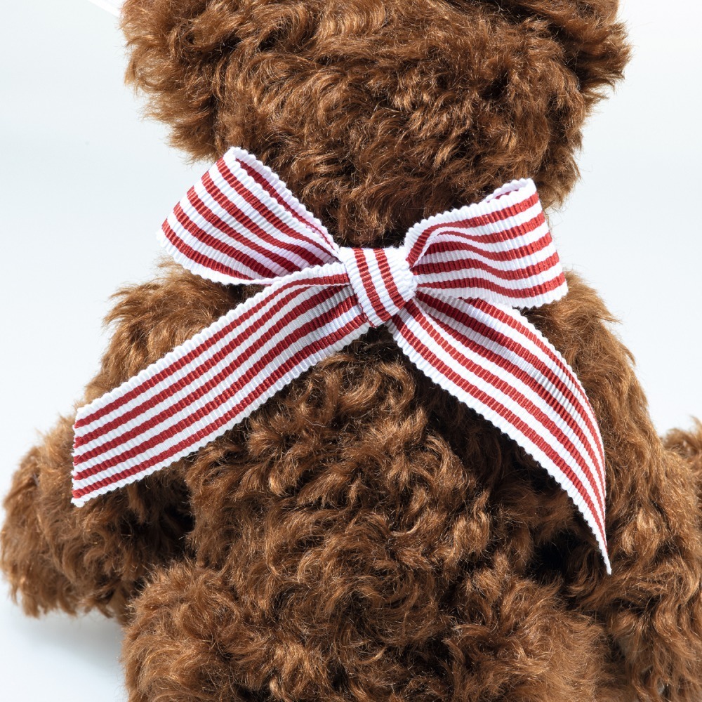 シュタイフのクリスマス限定「リトルサンタ」新作、ベル付チョーカー