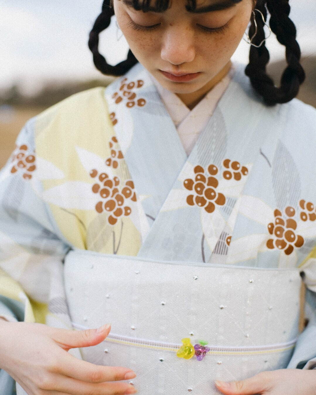 キモノ バイ ナデシコの新作ゆかた、“海”を表現した有松鳴海絞りの浴衣