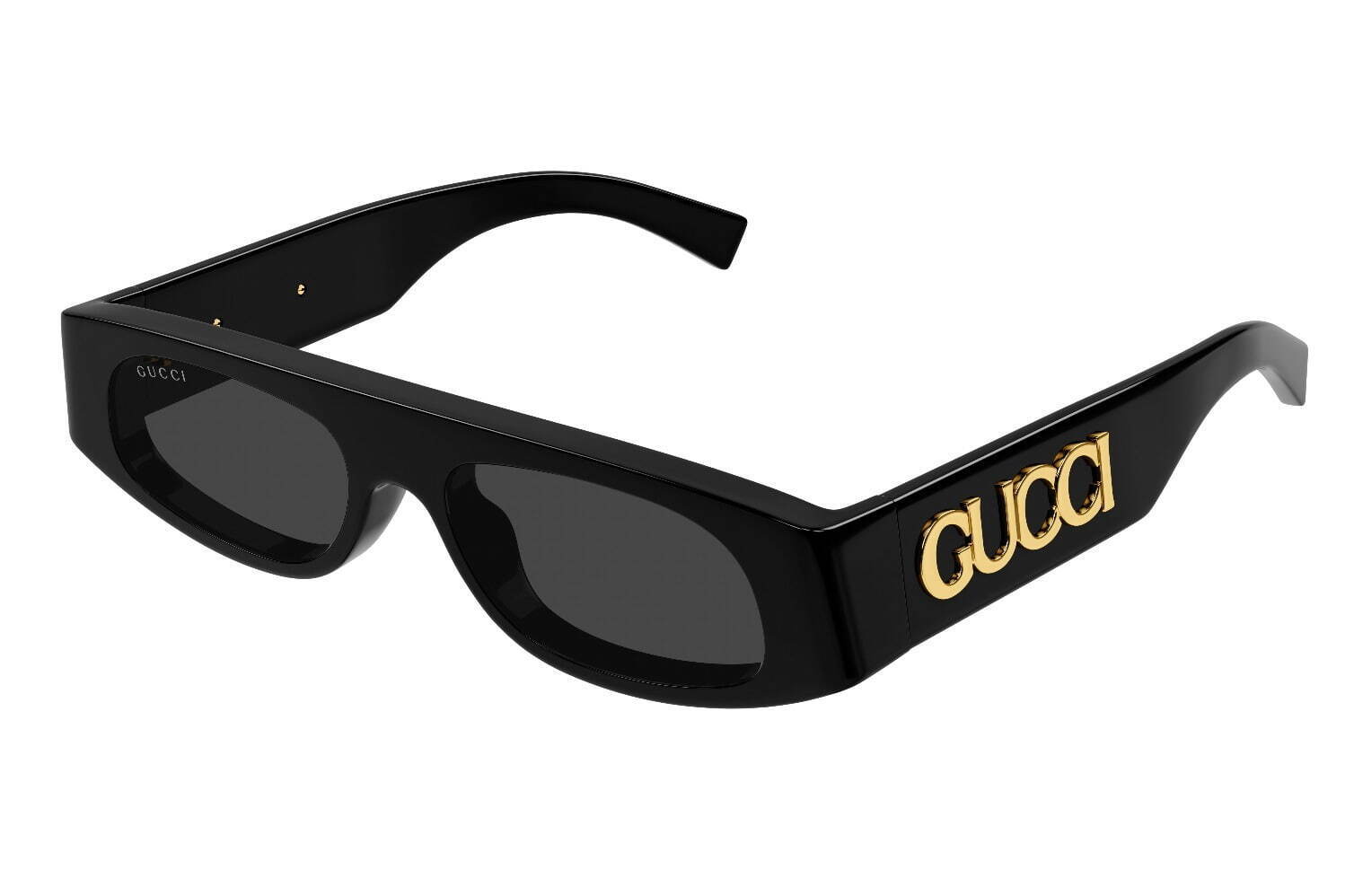 グッチ新作アイウェア、ゴールドトーンの大ぶり“GUCCI”ロゴが輝く