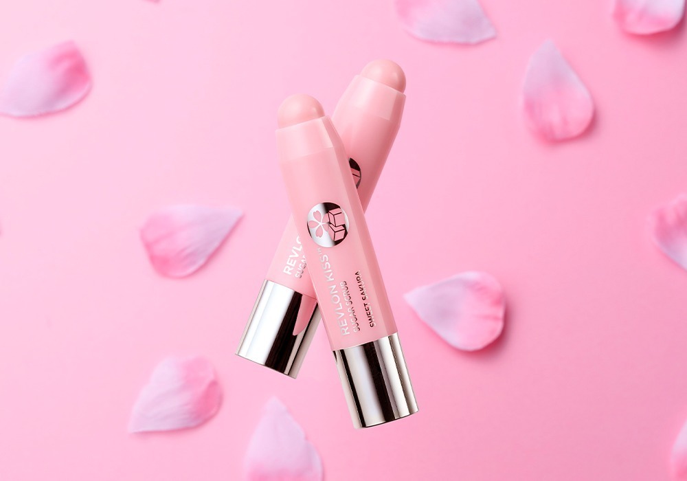 レブロン24年春コスメ、“サクラ香る”ほんのりピンク色の「キス