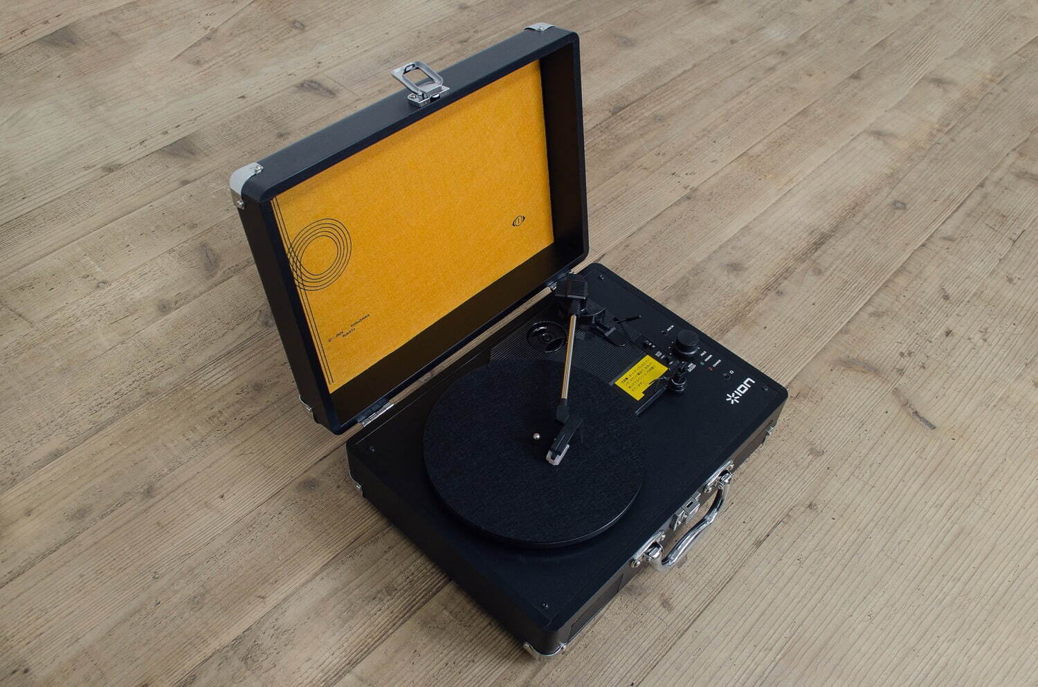 ヨルシカの新曲「ルバート」完全受注生産のオールインワンレコード