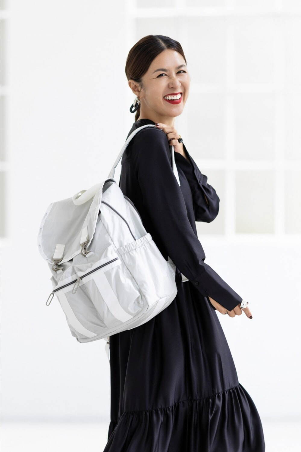 レスポートサック“超軽量”「エッセンシャル」シルバーピンク＆ホワイト