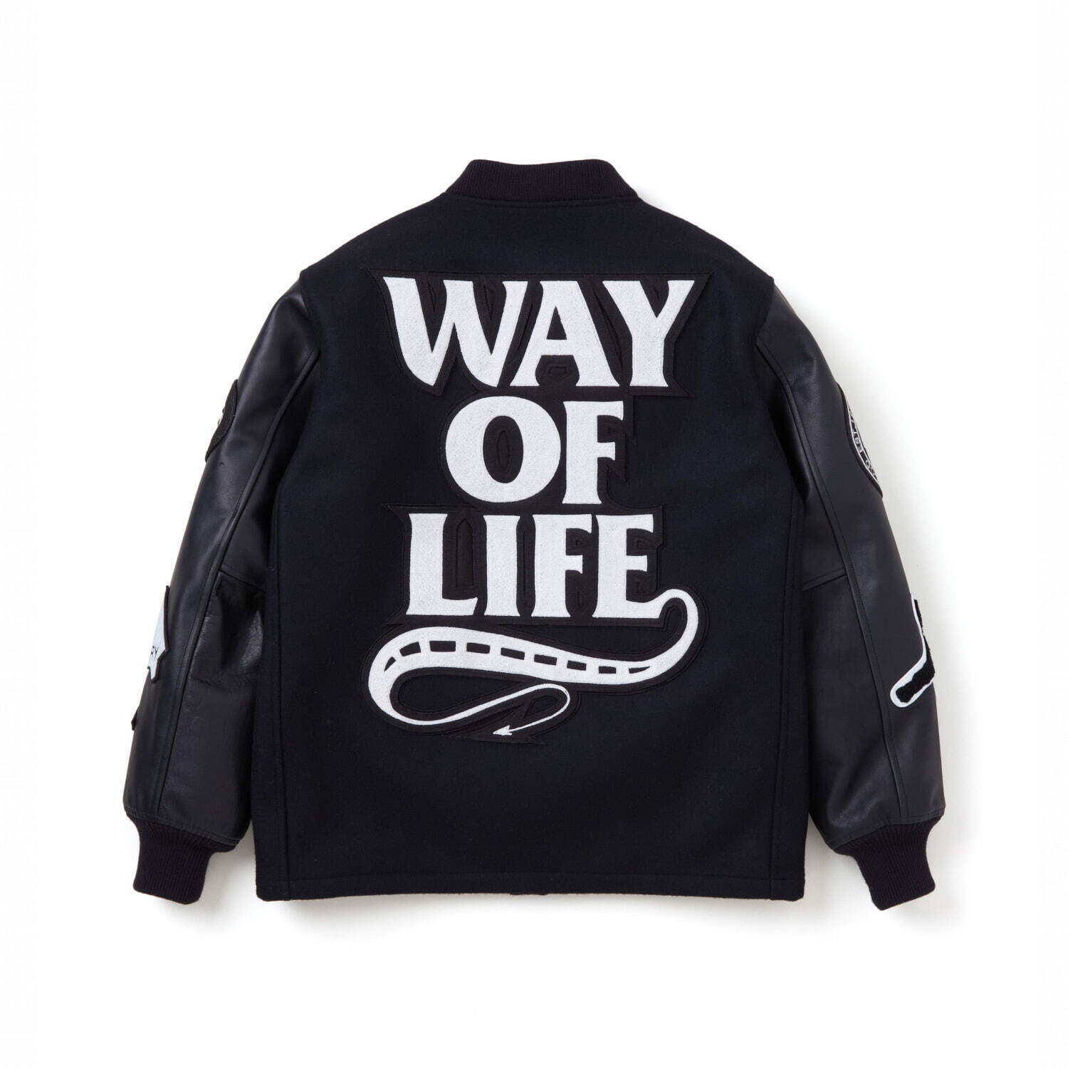 ネイバーフッド×ダブルタップス×ラッツ、レザー＆メルトンの“立体刺繍