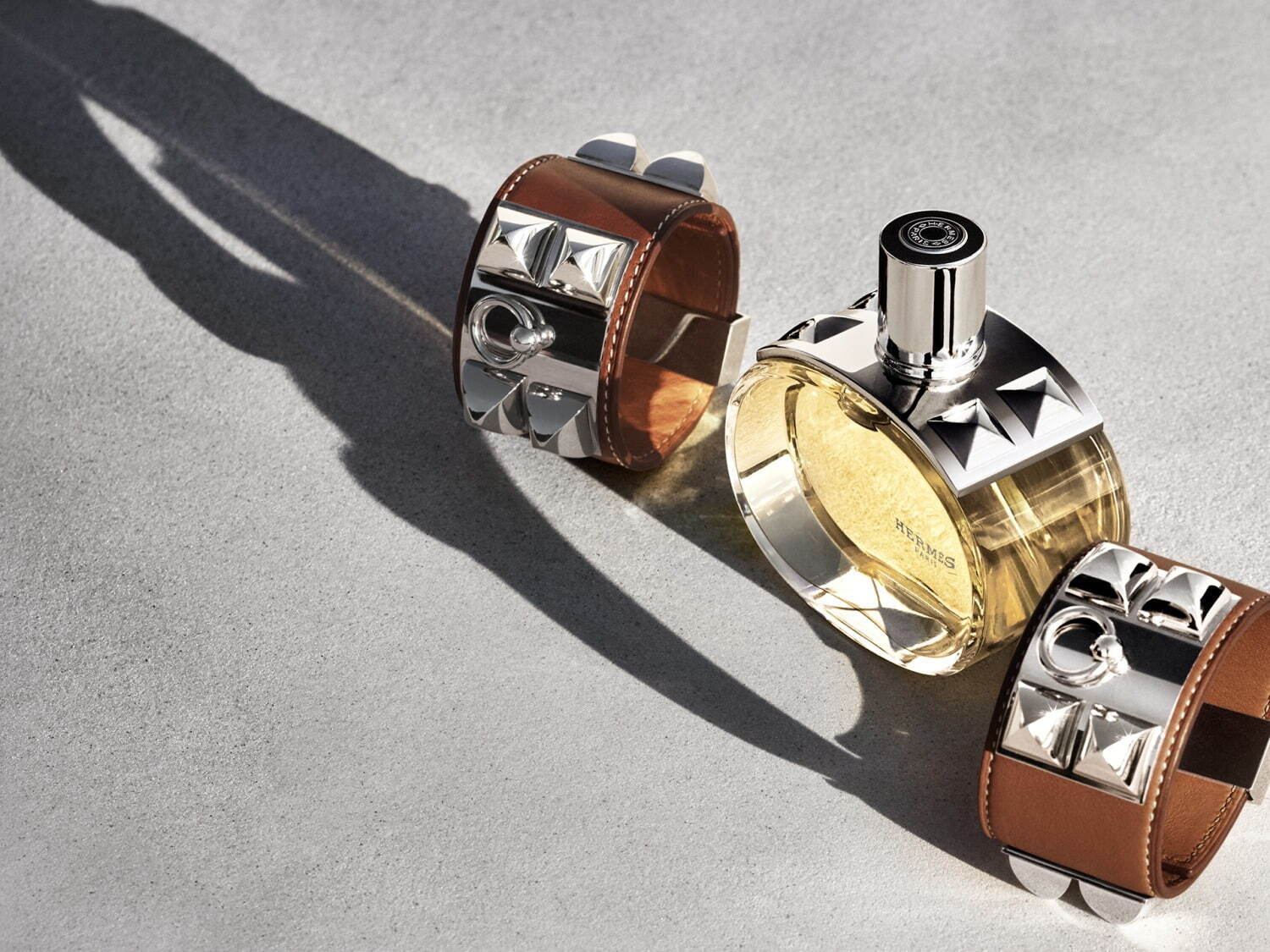 エルメス初のシプレ香水「バレニア」24年秋に、“スタッズ付き