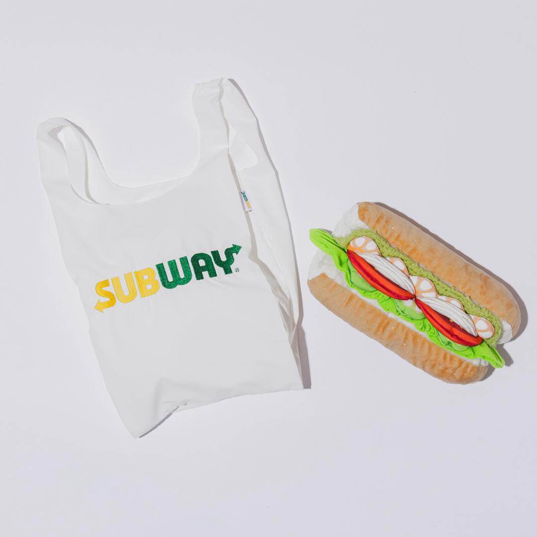 ビームス デザイン「サブウェイ」えびアボカドサンドイッチが