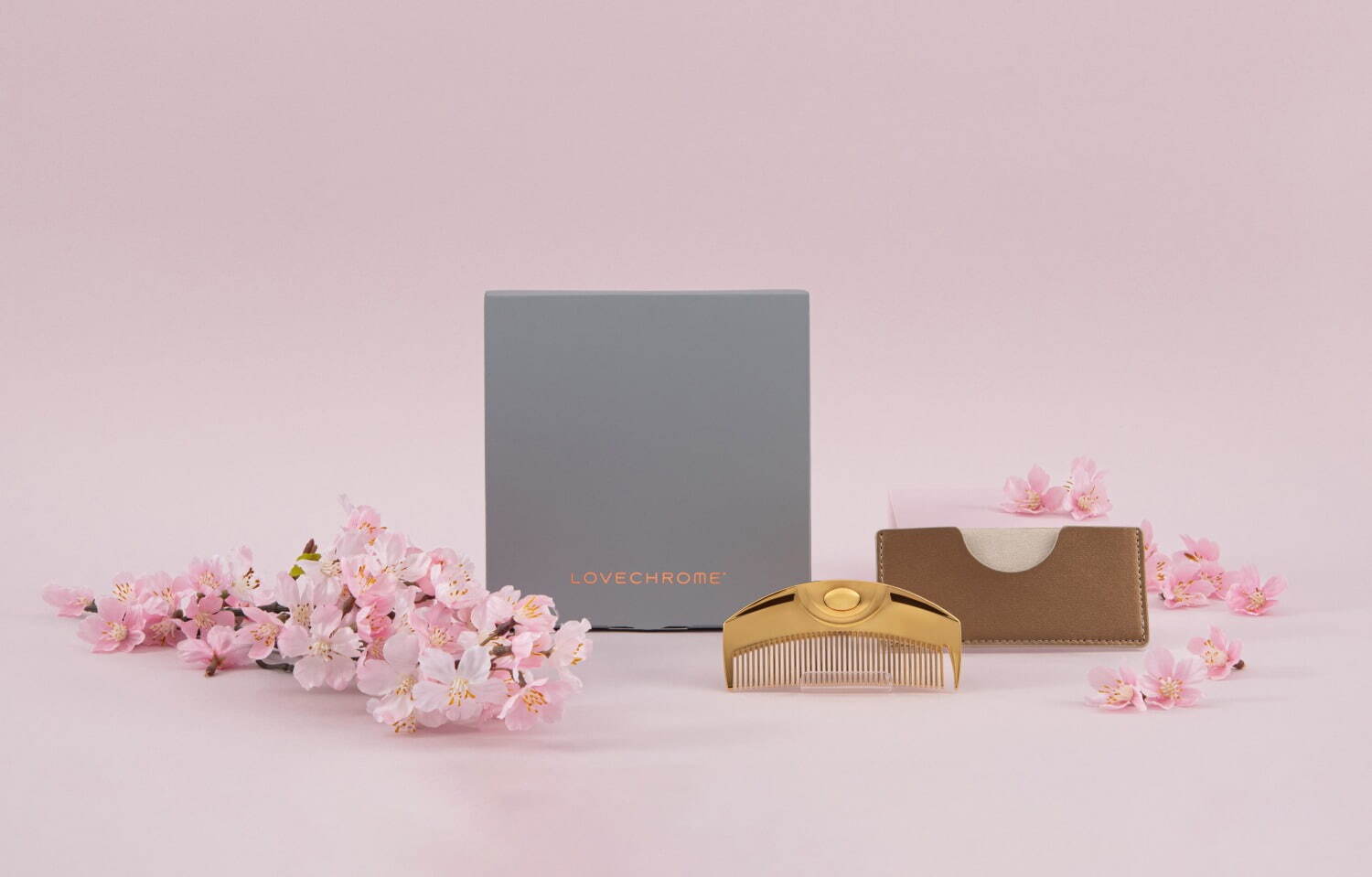 新品未使用」LOVECHROME ラブクロム ゴールドコーム 専用ケース付き