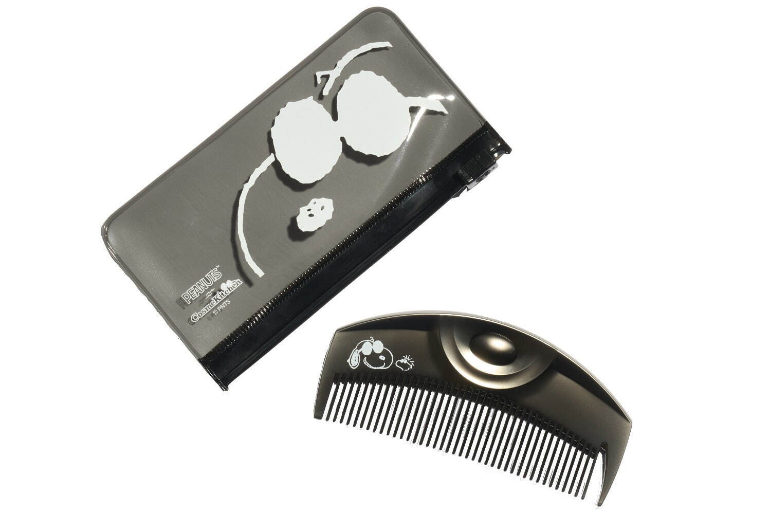 コスメキッチン×ラブクロム、サングラスをかけたスヌーピーの限定