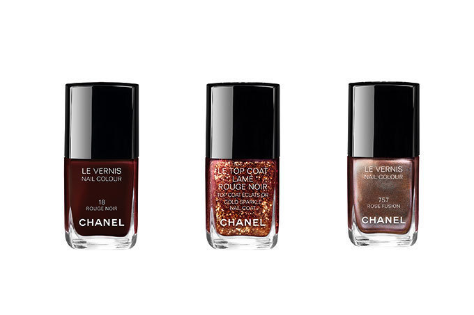 シャネルからクリスマス メークアップ コレクション発売、“ガーネット