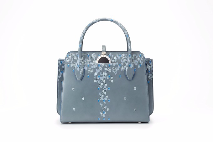 ブルガリから 『ジョジョの奇妙な冒険』人気キャラ・キラークイーンの