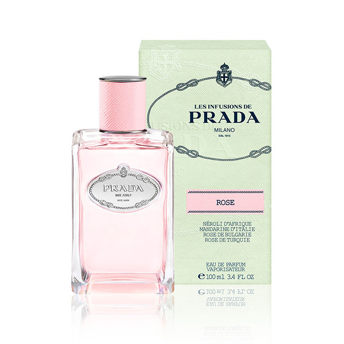 プラダのフレグランス「インフュージョン ドゥ プラダ」に、ローズが