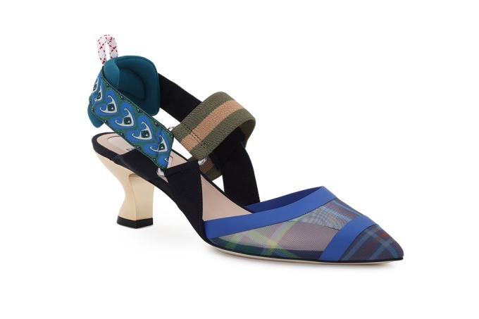 フェンディ新作シューズ「コリブリ」熱帯のカラフルな小鳥をイメージ