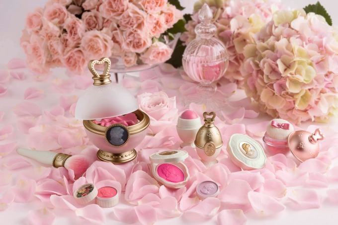 レ・メルヴェイユーズ ラデュレ“バラのつぼみ”型チークカラー、そごう