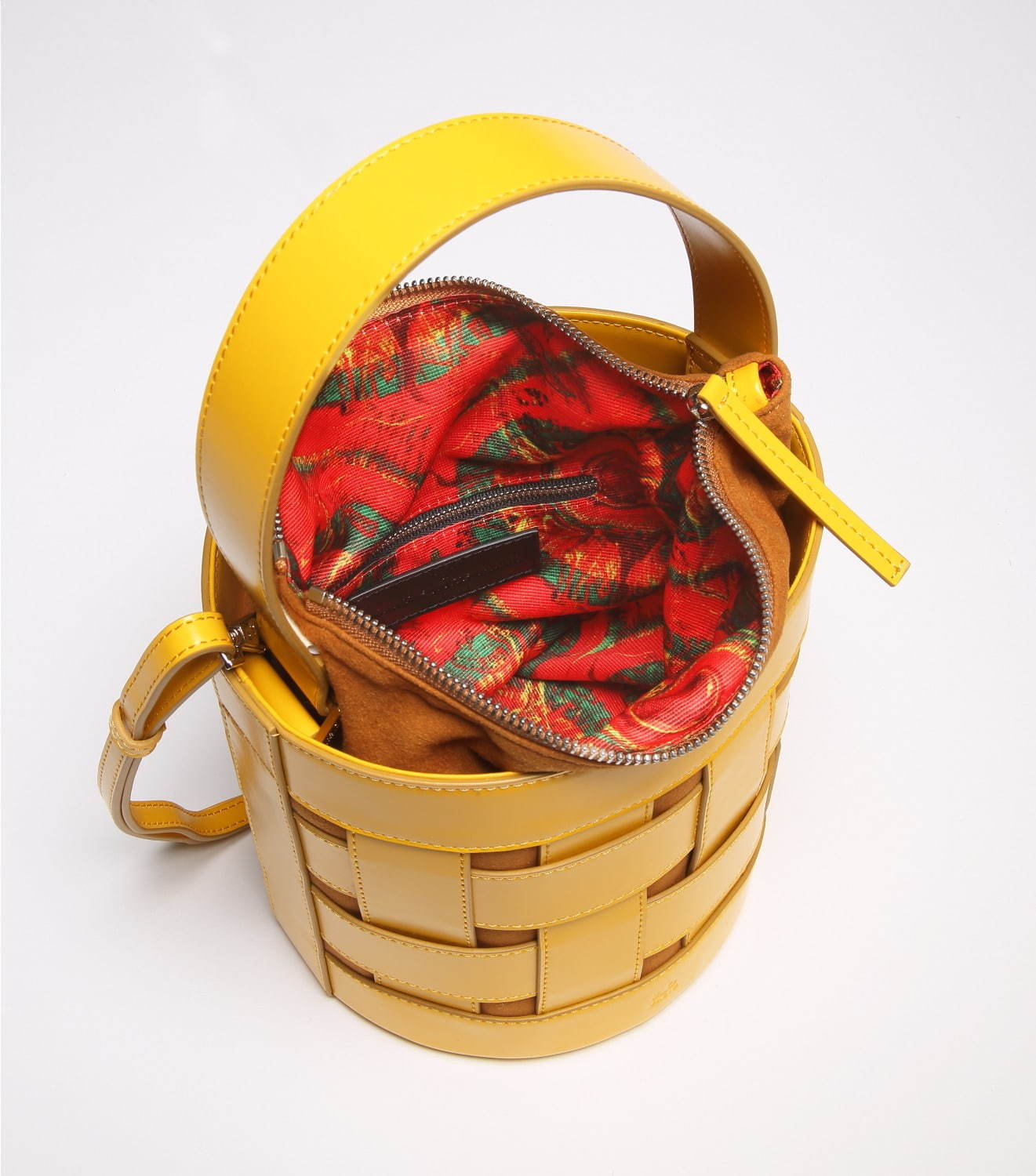 香取慎吾×祐真朋樹「ヤンチェ＿オンテンバール」とヴァジックのコラボ