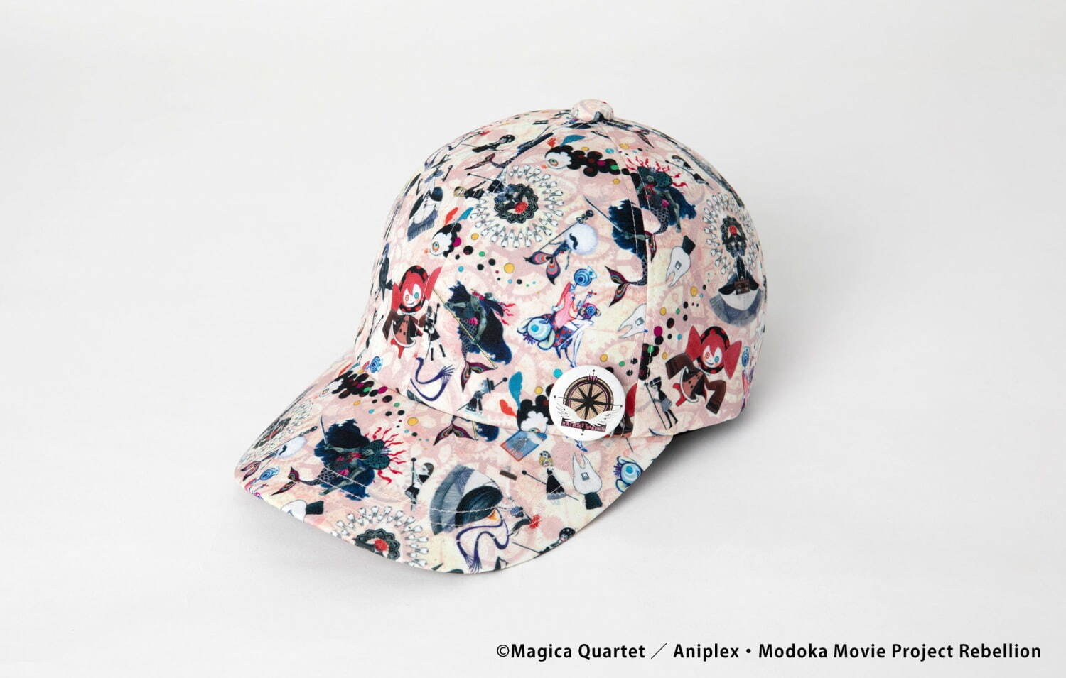 CA4LA×魔法少女まどか☆マギカ、魔女総柄のバケットハットや“お菓子の