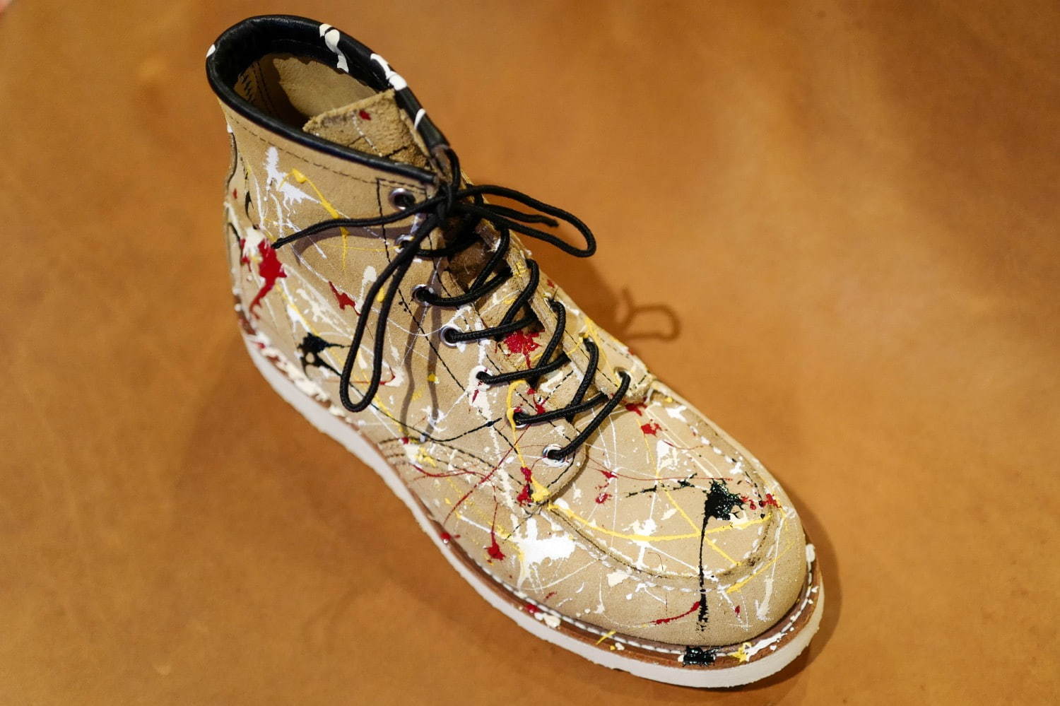 レッド・ウィング、“ハンドペイント”を施したブーツ「アイリッシュ