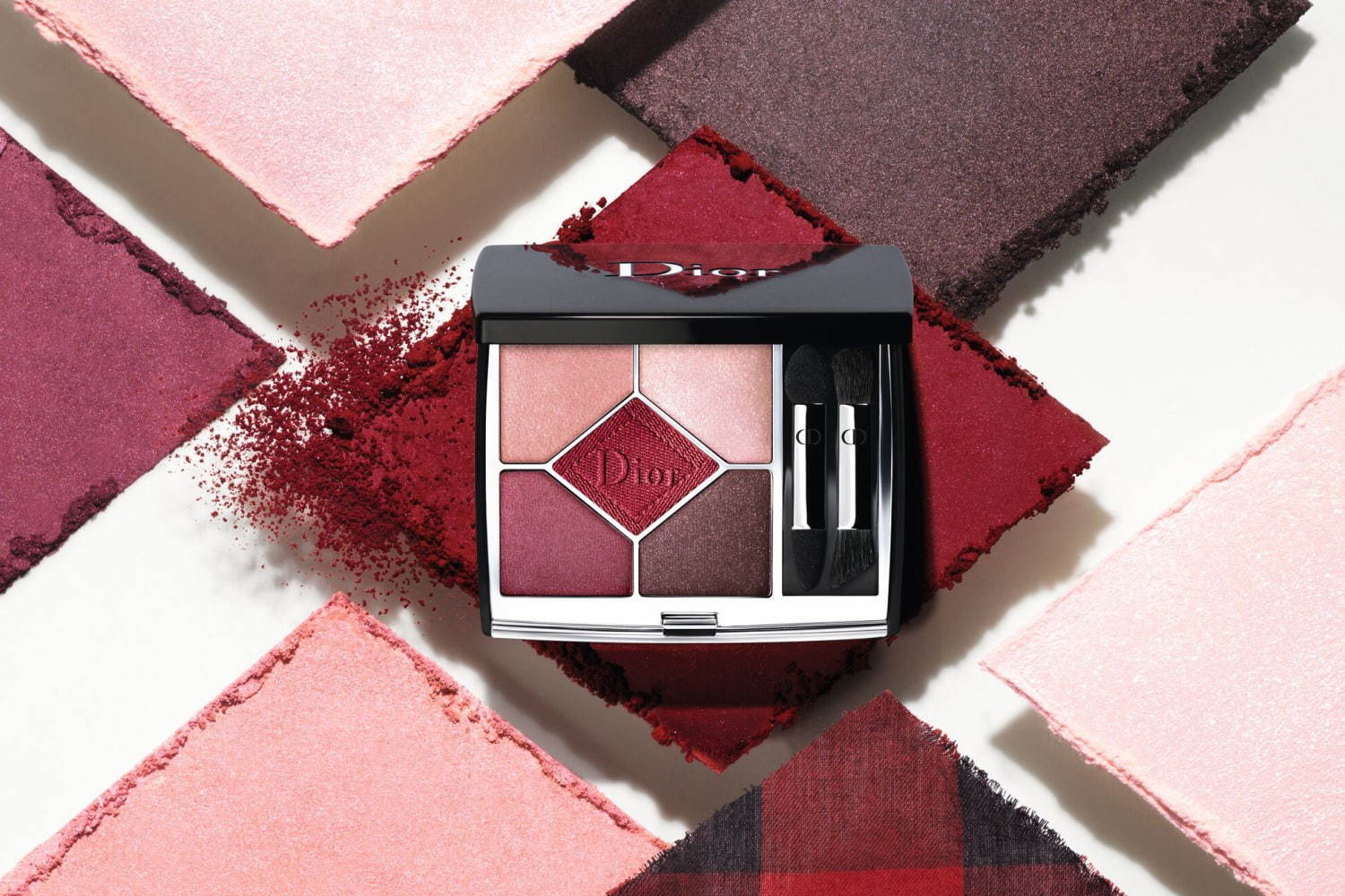ディオールのアイコンアイシャドウが進化、クリーミーな“生質感”の