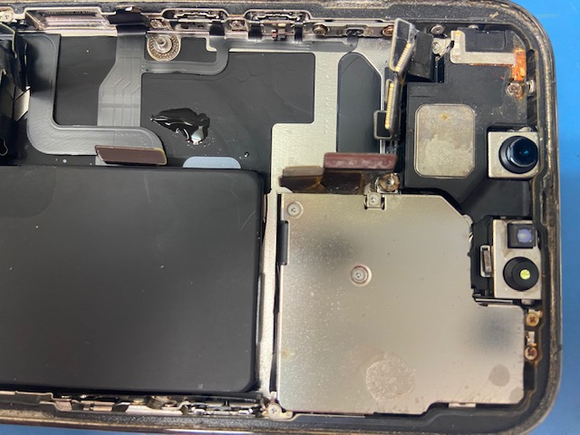 iPhone13Pro(A2636)海水に水没して起動しなくなった本体の電源復旧