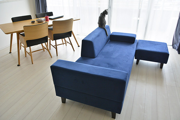 PIVO 3人掛け + PIVO スツール | お客様の声 | ソファ専門店FLANNEL SOFA