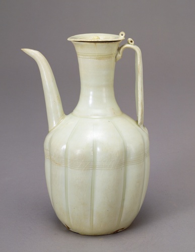 白磁瓜形水注 | 景徳鎮窯 | 収蔵品詳細 | 作品を知る | 東京富士美術館