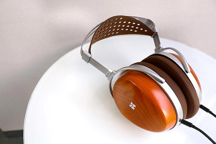 HiFiMAN Audivina レビュー | スタジオモニターヘッドホンとしても活用