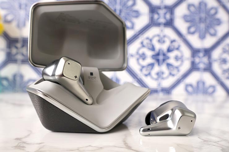 HiFiMAN Svanar Wirelessレビュー | カスタムIEMのようなフィット感の