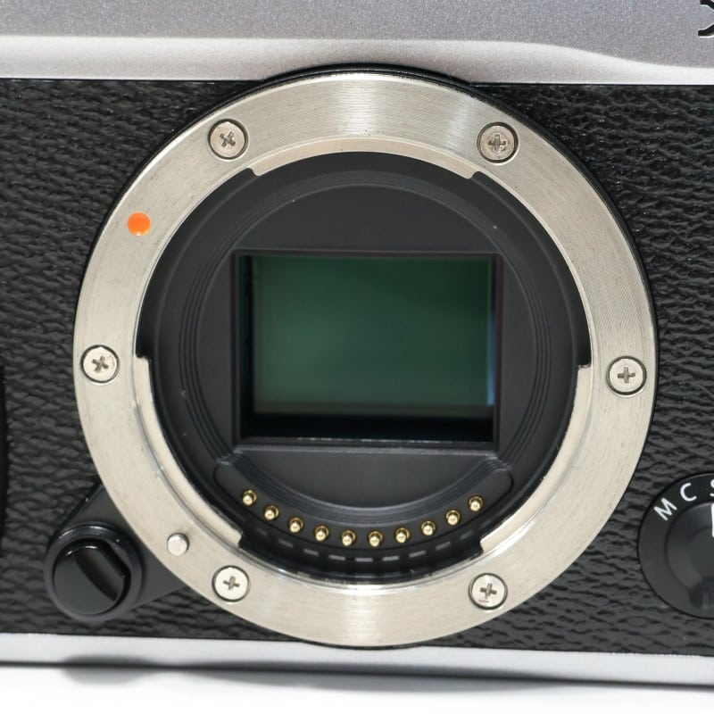 富士フイルム FUJIFILM X-E1 ボディ シルバー AB-ランク 中古｜フジヤ