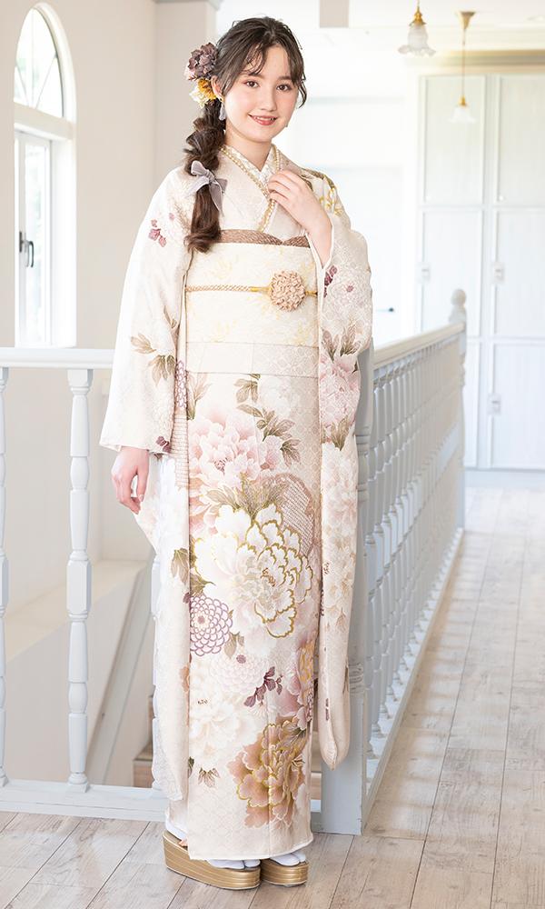 アイボリーに大輪の花｜振袖大好き 【菊京屋】振袖レンタル 成人式 神戸市