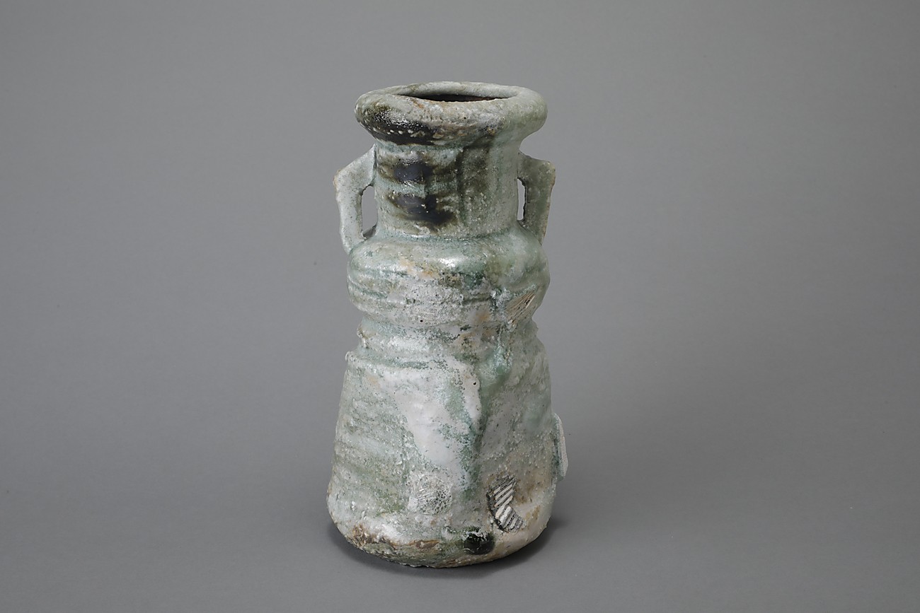 伊賀耳付花入 | 花器・壺 | ギャラリー器館