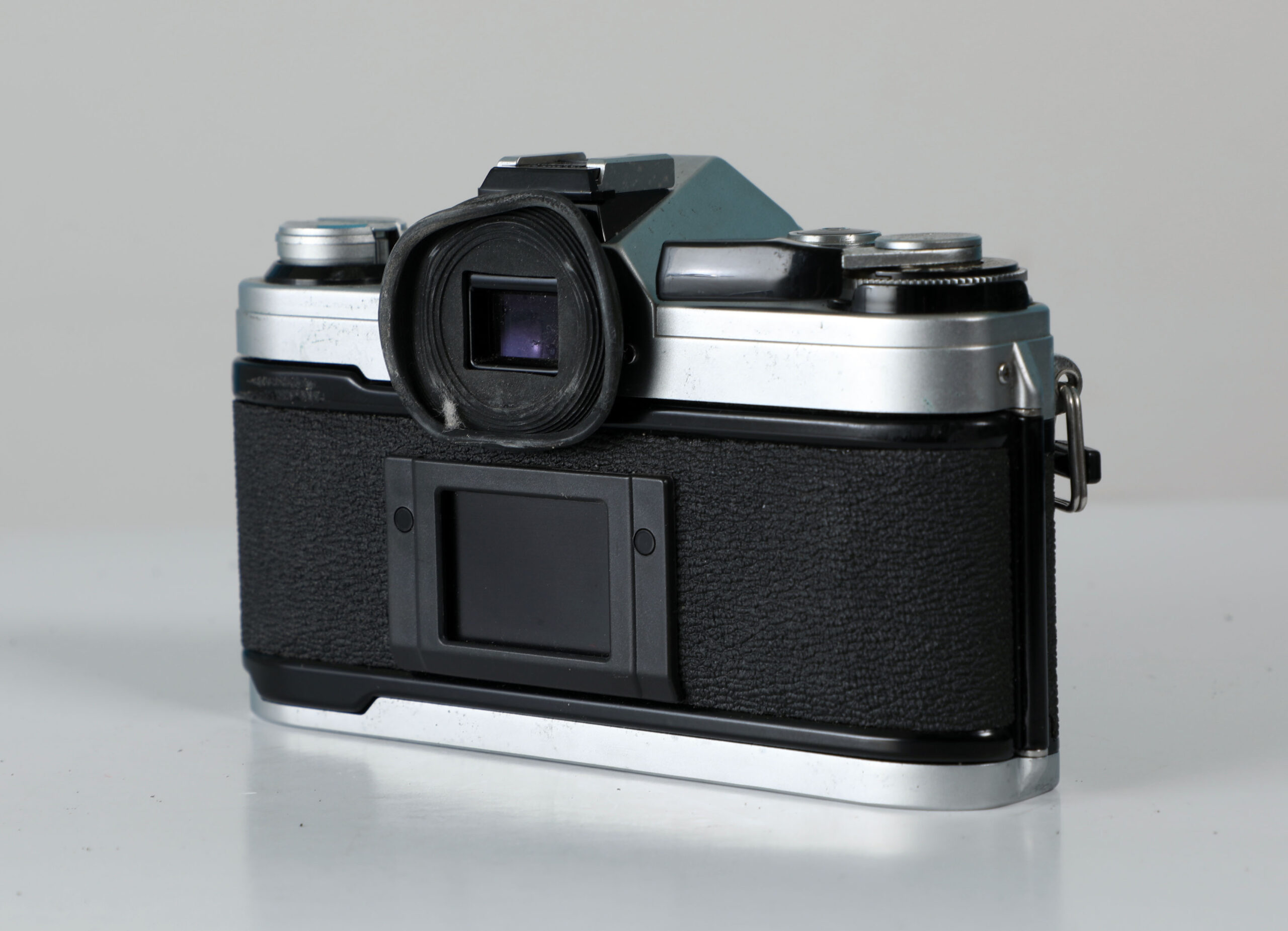 CANON A-1 AE-1 まとめて 4台 - 新潟県で中古カメラ・中古レンズの高価