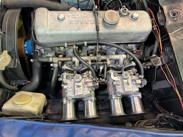 フェアレディSR311 U20エンジン部品 デストリビュータ フェアレディ