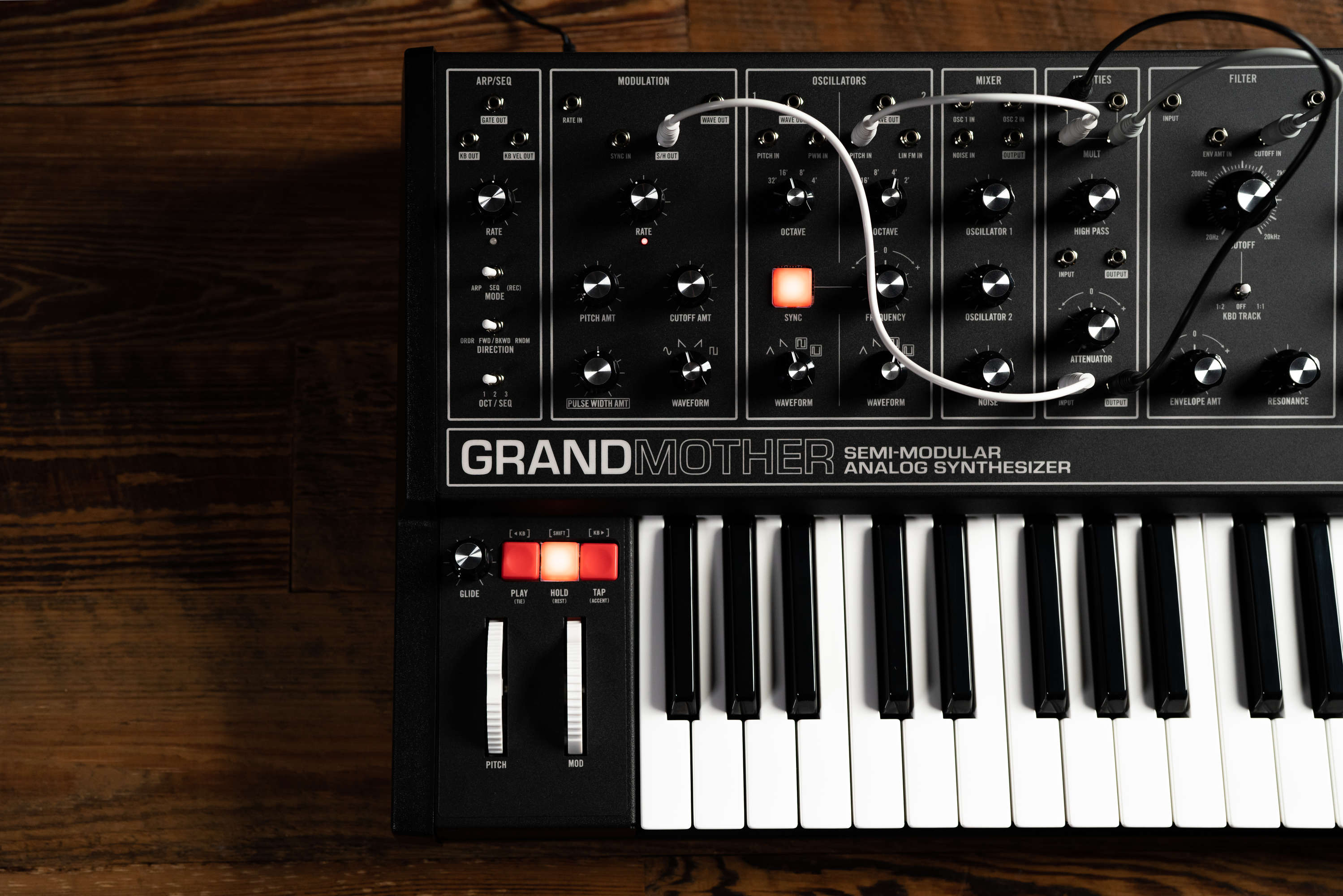 Grandmother – moog